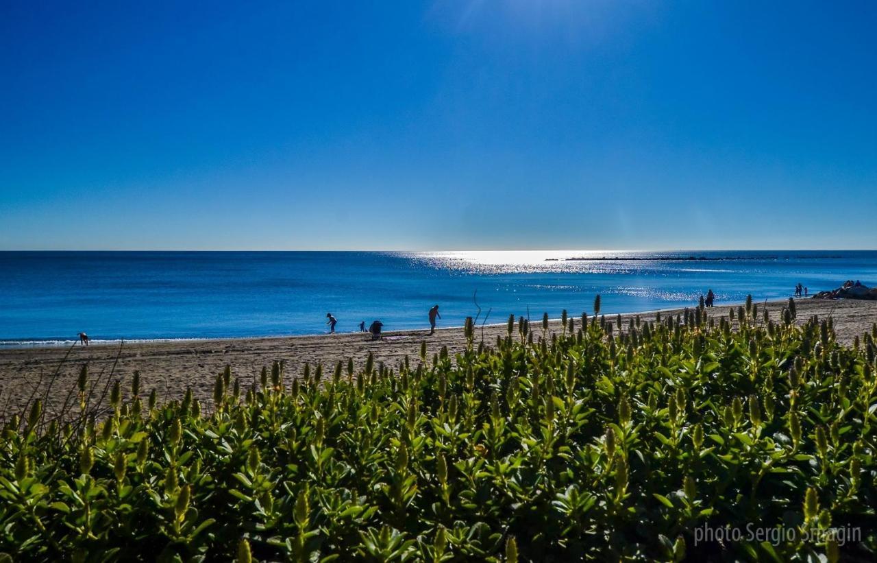 712 Iris Apartamentos - Vista Al Mar - A 10 Min De La Playa Caminando Y 5 Min Del Centro Benalmadena Ngoại thất bức ảnh